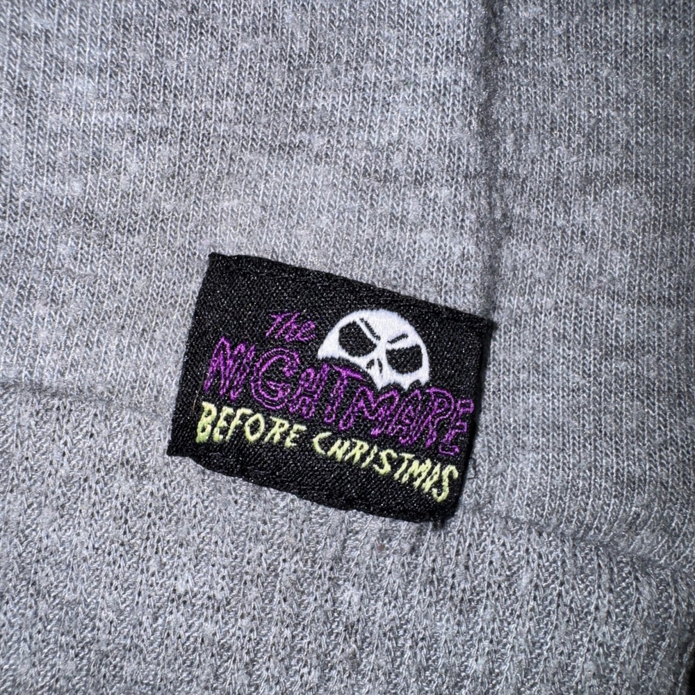 Disney Nightmare Before Christmas Creepy Crew Sleep Shirt Grey Medium LZ41910GC - Picture 6 of 10